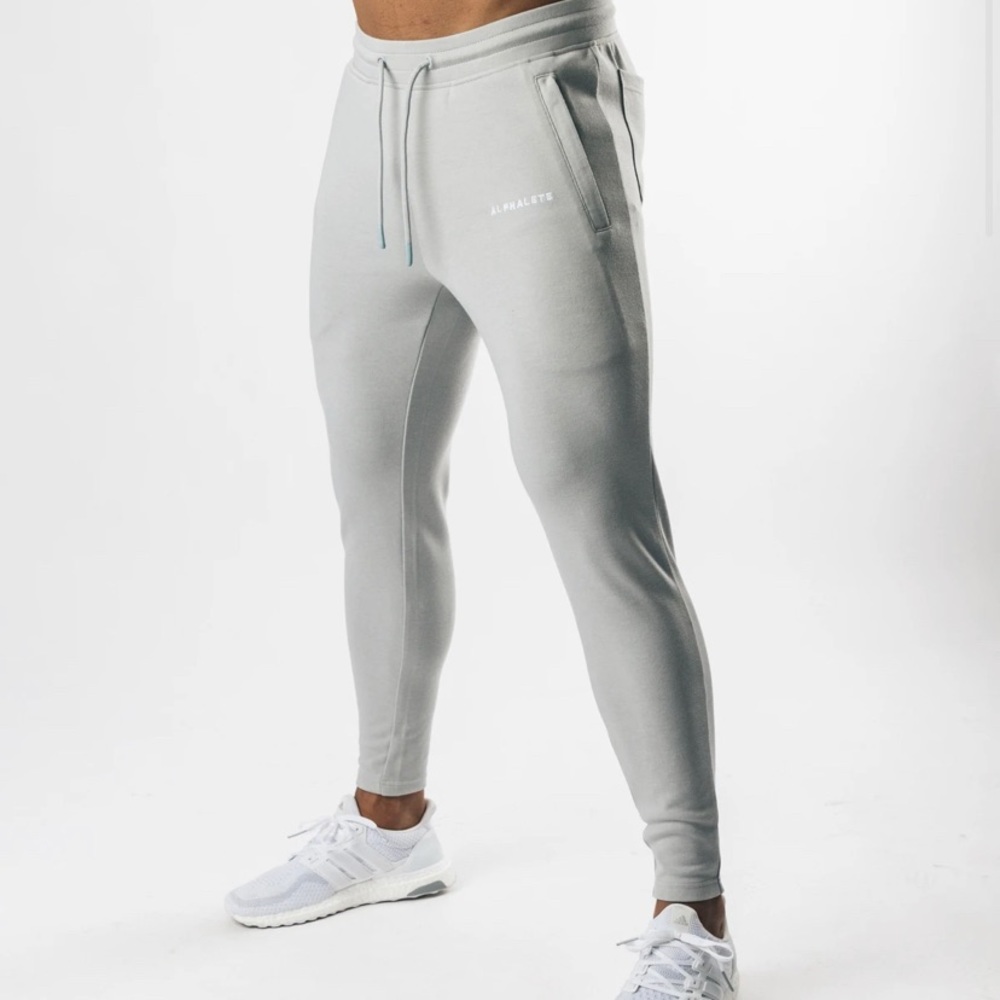 Alphalete Essential Joggers